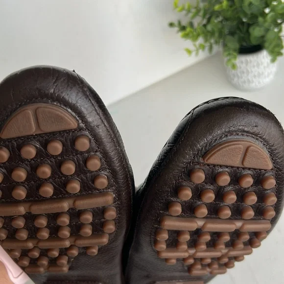 Cole Haan Provincetown Chocolate Brown
Pebbled Leather Drivers - Picture 15 of 17